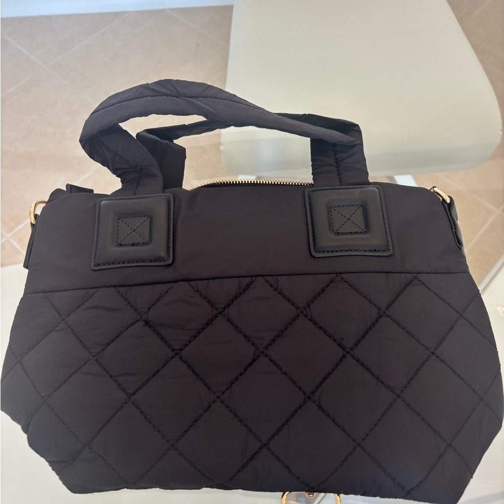 Quilted Black Women's Handbag - Picture 7 of 8